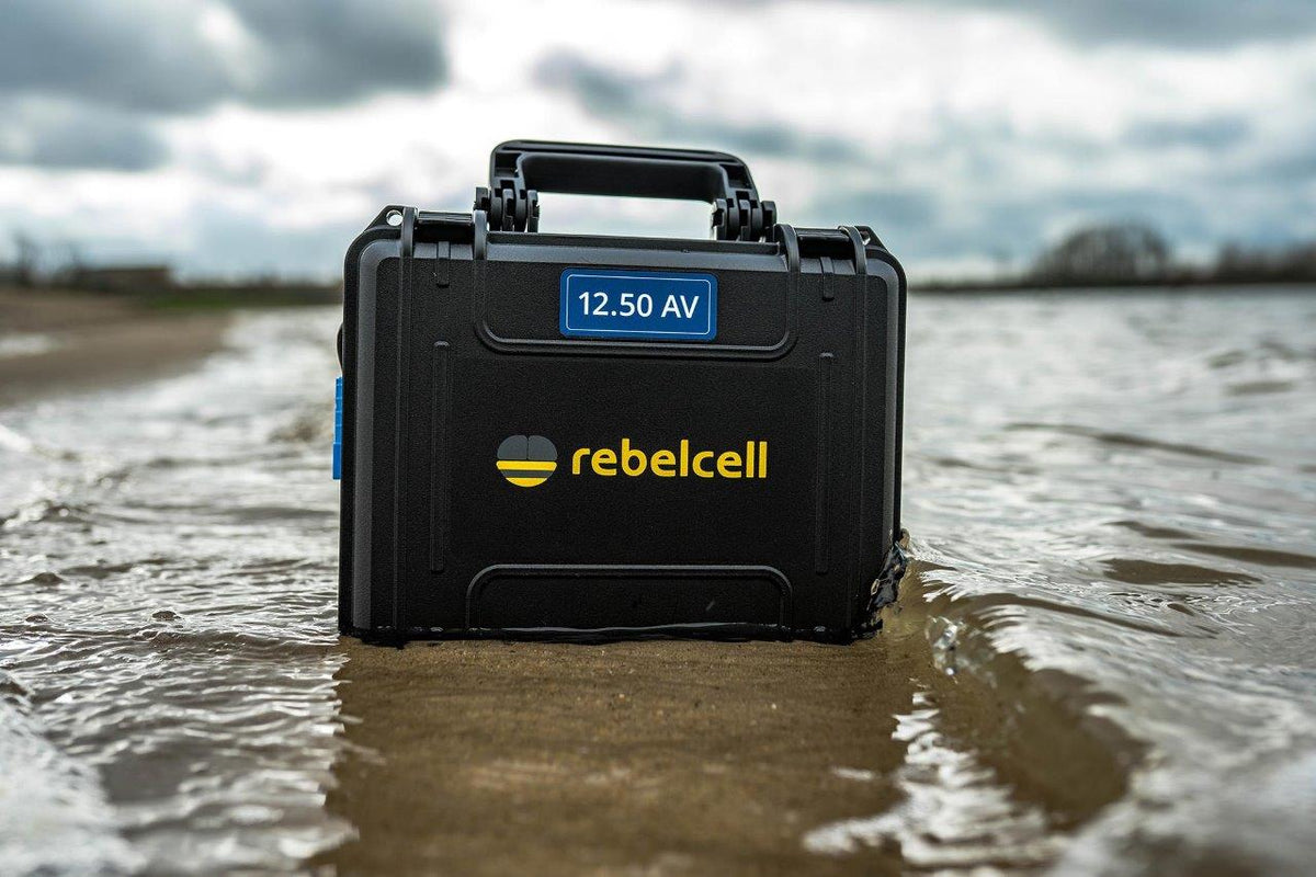 Rebelcell - Outdoorbox 12V50AV +Charger 10A – Imperial Fishing GmbH